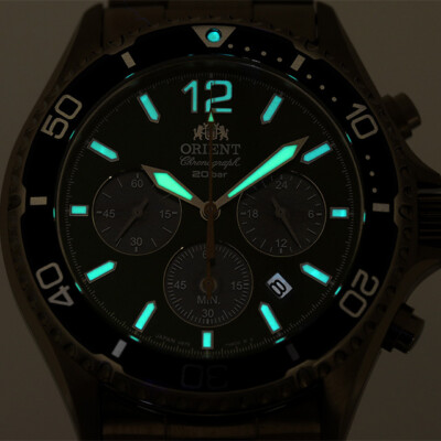 超激レア！ORIENT カバン　ブラック/グリーン　純正メタルバンド ORIENT Mako RN-TX0204E Chronograph Sapphire Crystal Solar Watch