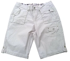 Gitano women's shorts size 10 beige pockets rolled cuffs