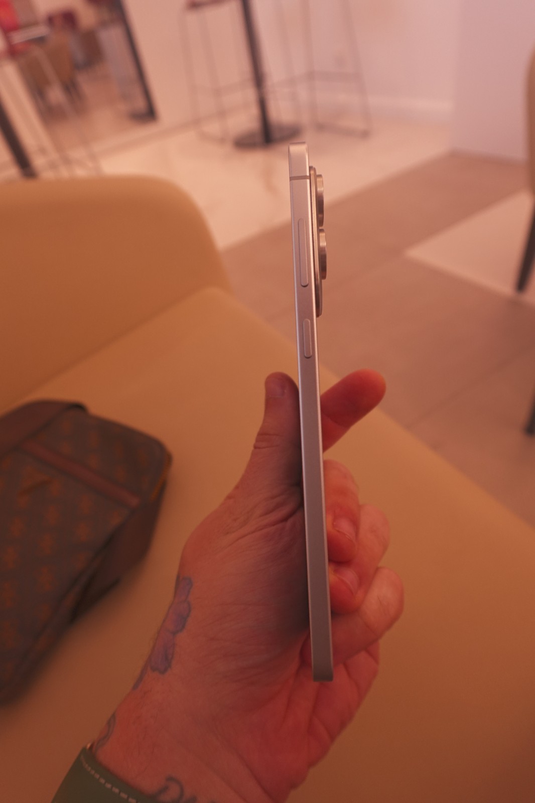 Samsung Galaxy s25 edge - Silver- 256gb