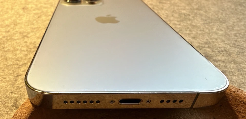 Apple iPhone 13 Pro Max · 128GB, Foto 2 von 5
