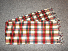 V. FRAAS MADE IN GERMANY CASHMINK CLASSIC TARTAN PLAID SCARF