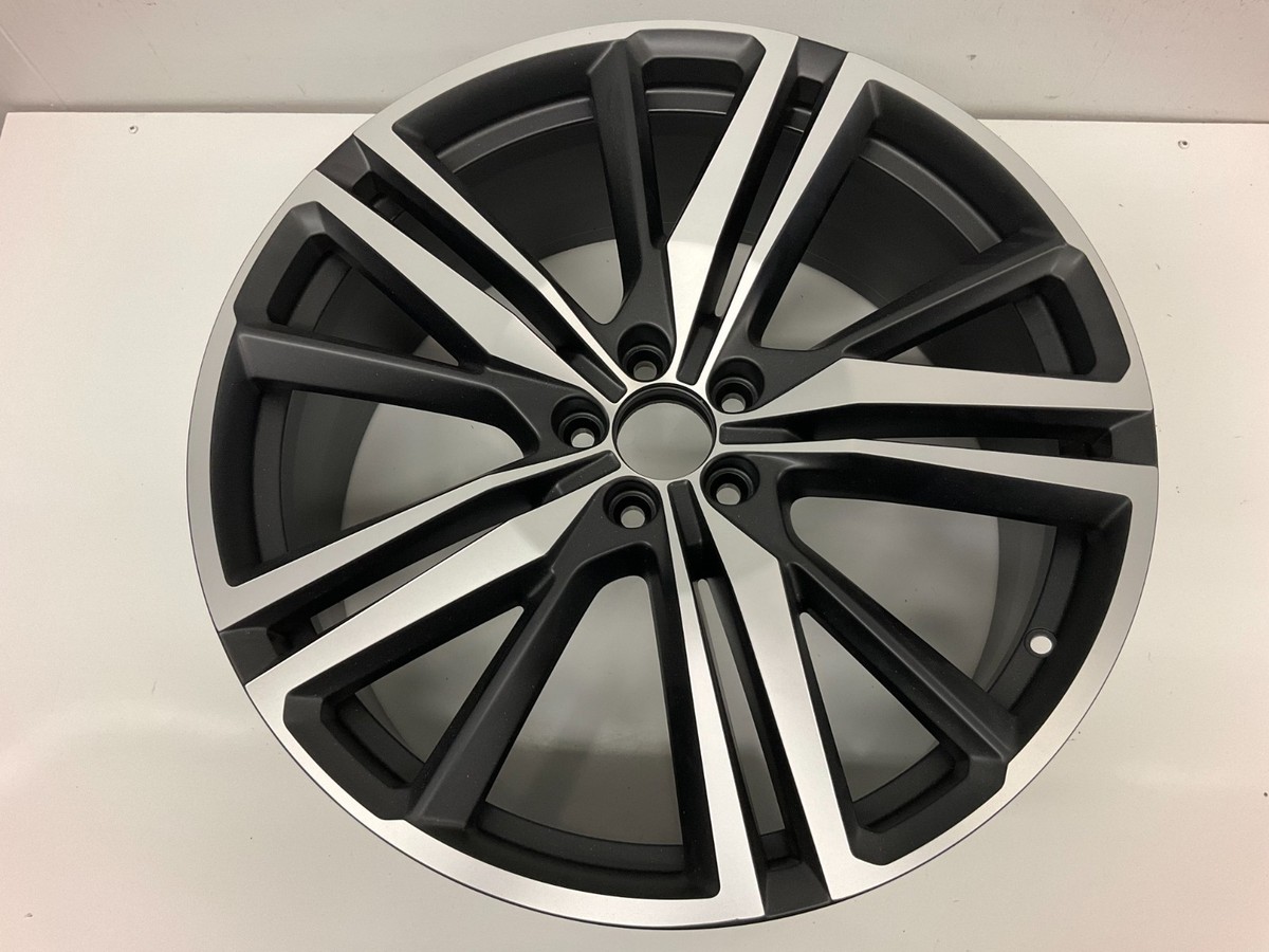 18-24 Volvo XC60 21x8.5