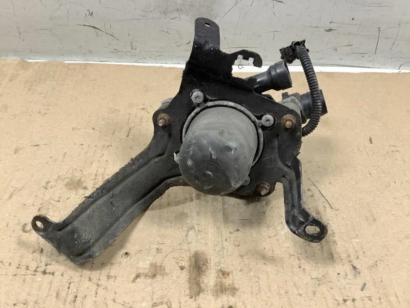 BOMBA DE INYECCIÓN DE AIRE SECUNDARIA MOTOR CADILLAC SRX 2006-2010 2,8 L FÁBRICA Foto 2 de 4