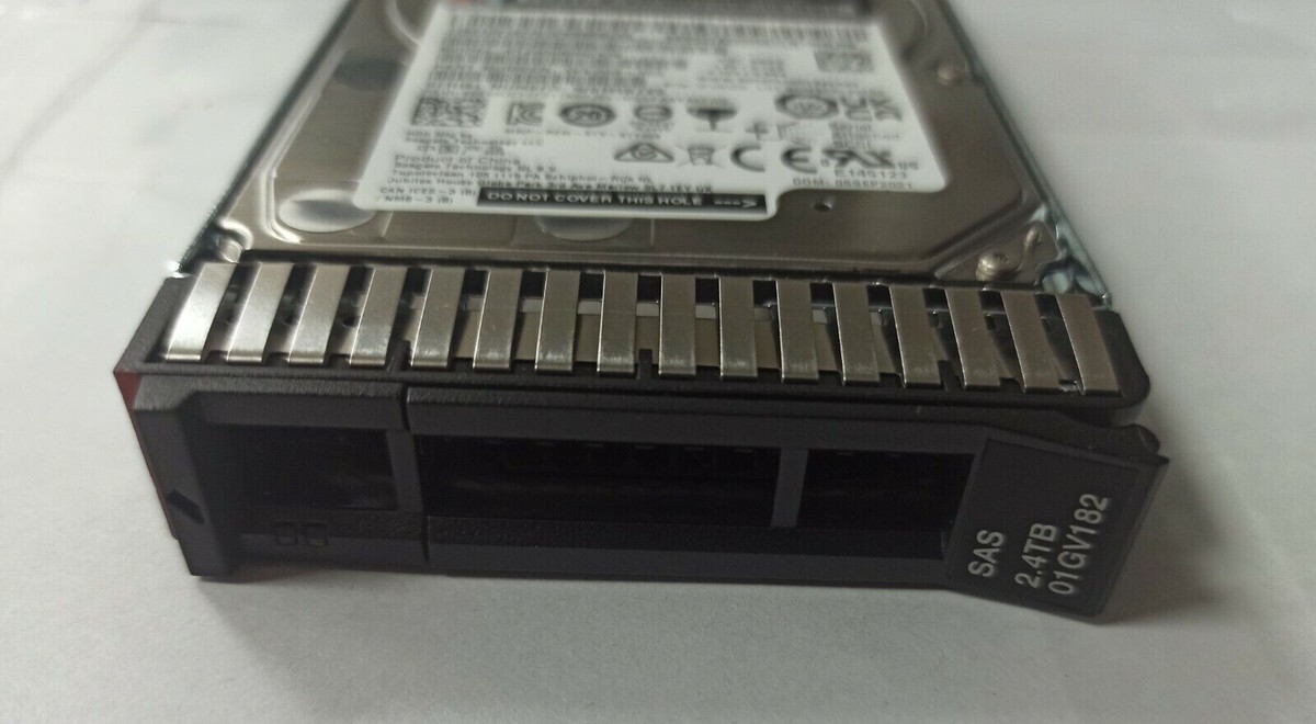 Lenovo 7XB7A00069 01GV182 ThinkSystem 2.5