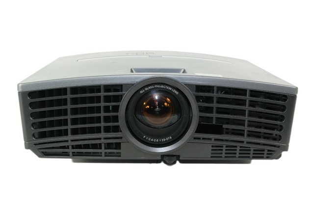 Проектор mitsubishi xd460u Проектор mitsubishi xd460u