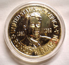 President Ronald W. Reagan Commemorative Goldtone Coin/Large Medallion    (280n) — photo 1