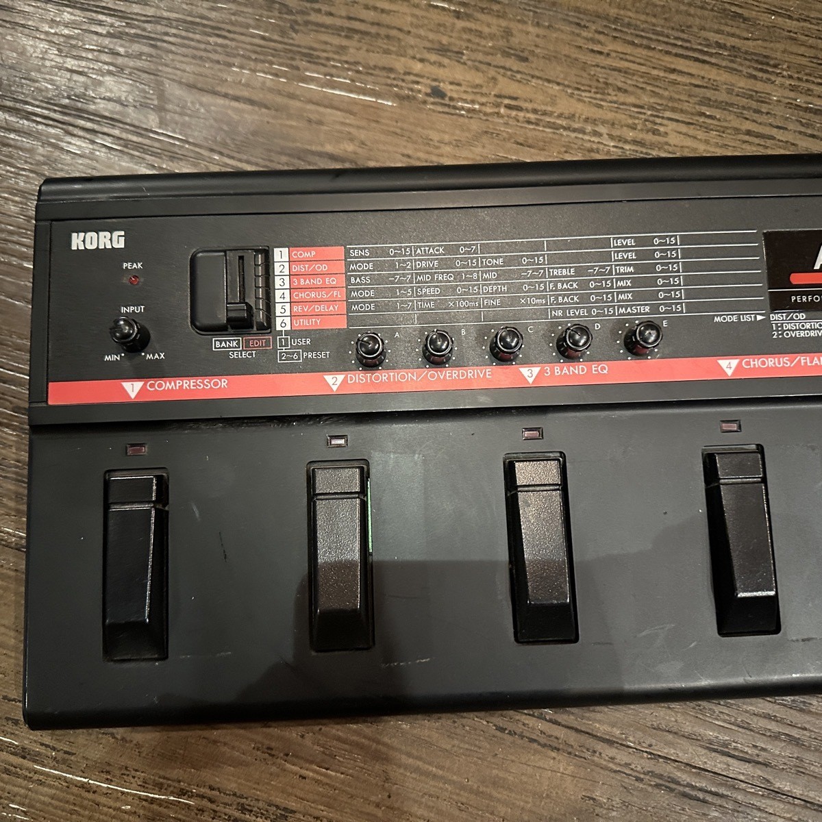 Korg A5 Performance Multi-Effects Guitar Processor Signal
