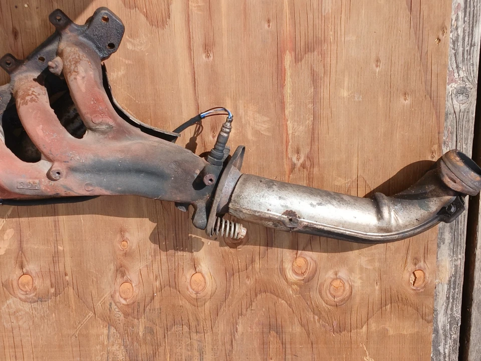 1995 suzuki sidekick exhaust manifold - Image 2 of 4