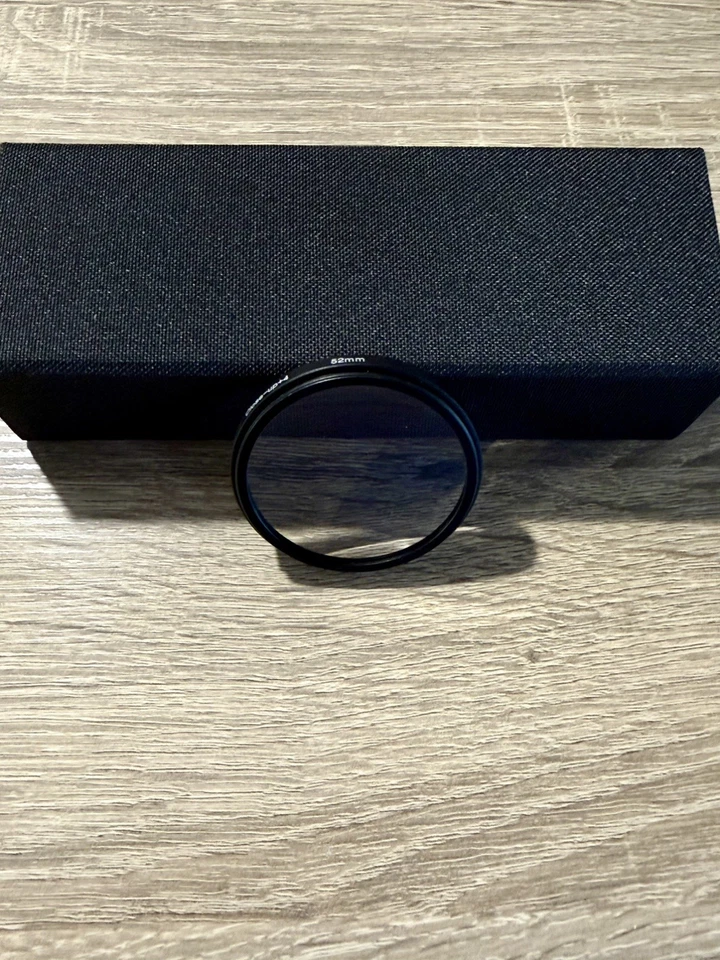 Neweer 52mm Close-Up Macro Lens Filter Set +1 +2 +4 +10 in Soft Pouch - Image 4 of 4