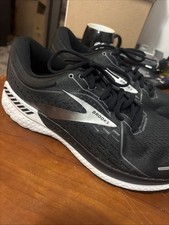 Brand New Brooks Adrenaline 21 Men  s 12 EE Black/white
