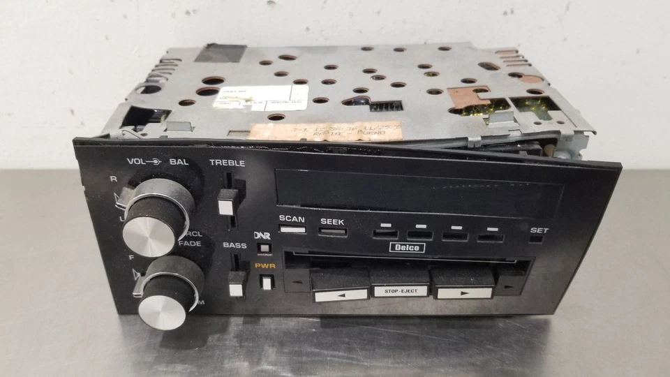 Buick Grand National 1987 solo piezas radio receptor unidad principal 16041264 Foto 2 de 4