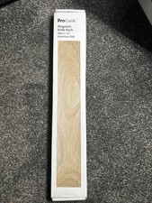 ProCook Magnetic Knife Rack Wall Mounted 40cm /16” American Oak