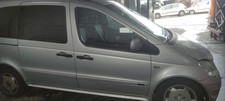 Porte avant et accessoires Mercedes VANEO