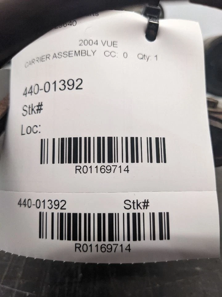 Carrier Rear Axle 3.5L Fits 04-07 VUE 1169714 - Image 2 of 4