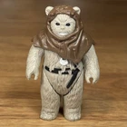 Vintage 1983 Star Wars Chief Chirpa Ewok Kenner Action Figure (B)