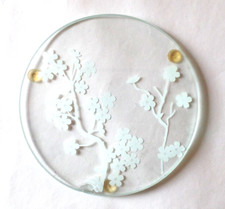 Vintage przezroczyste szkło rozdrobnione z białą kwiatową podstawką