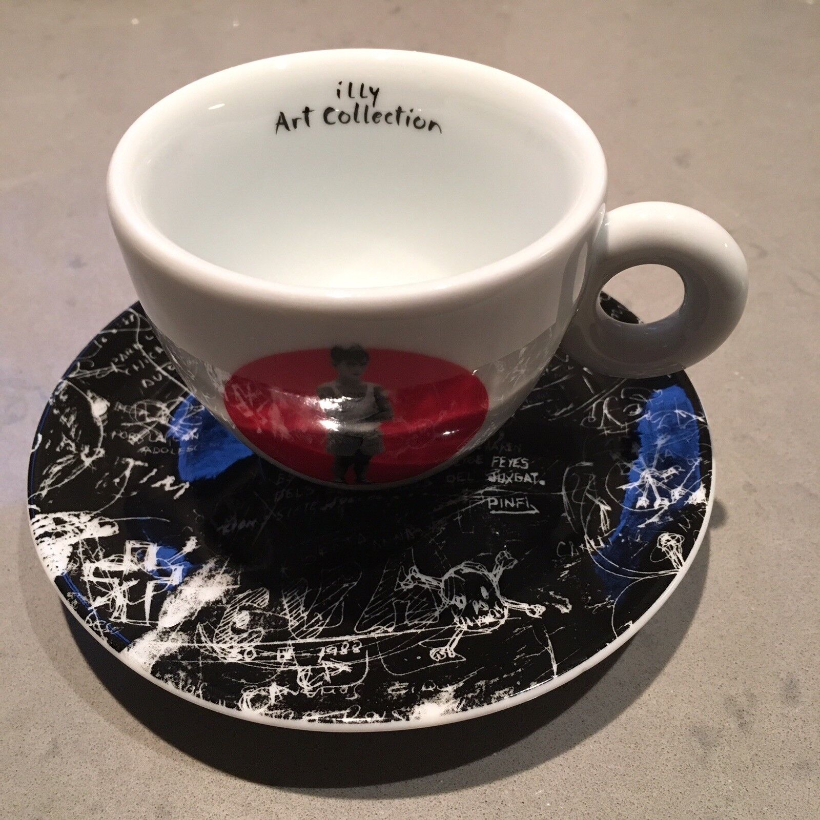illy PEDRO ALMODOVAR *set of 6 w/ box cappucino cups* RARE- 2009 art  collection
