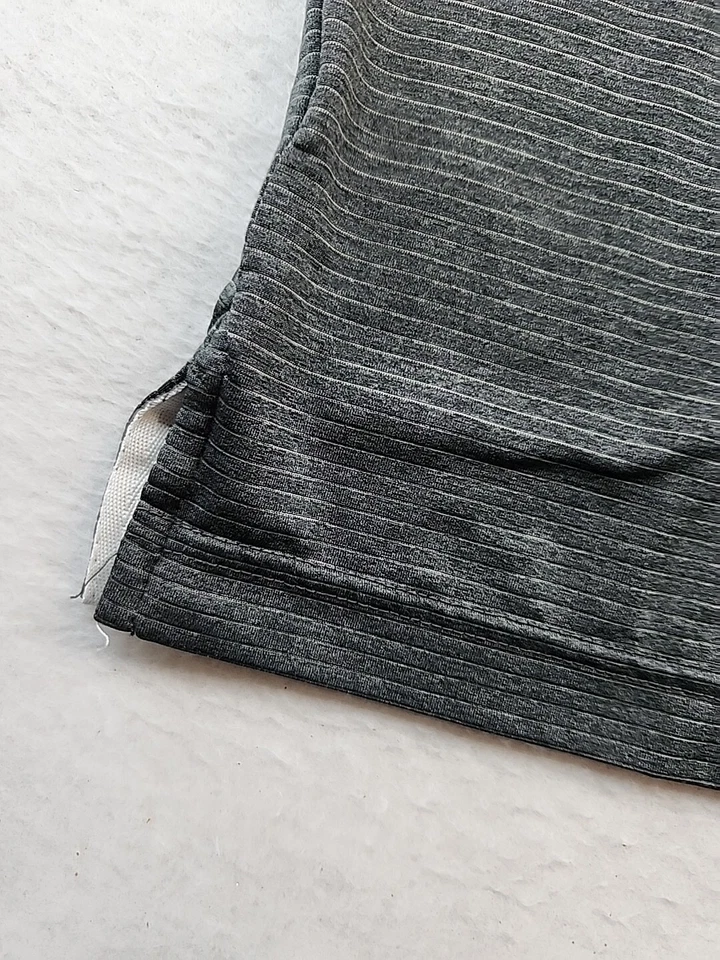 Camisa Polo Izod Golf Rayas Carbón Para Hombres XL Ligera Mezcla de Poliéster Foto 4 de 4