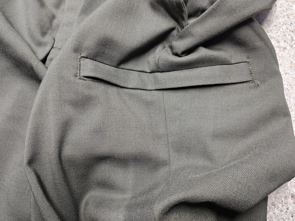 United Uniform Men's Green Cargo Pants Size 40x38 Unhemmed NWT  - Image 3 of 4