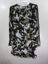 Simply Vera Dress Size XS Green Camo Long Sleeve Front Keyhole Elastic Wrist