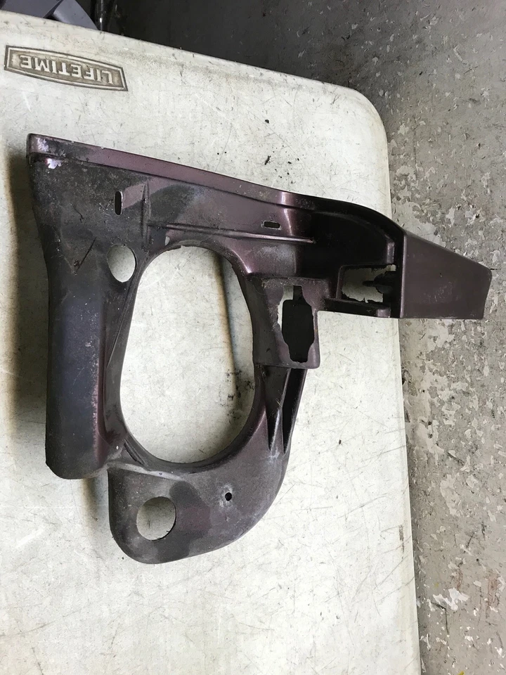 Tapa de extensión de luz trasera izquierda Mercury Grand Marquis 88 89 90 91 Foto 2 de 3