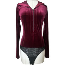 BCBG MAX AZRIA Bodysuit Red Top Blouse Long Sleeve Hoodie Zipper Sz S
