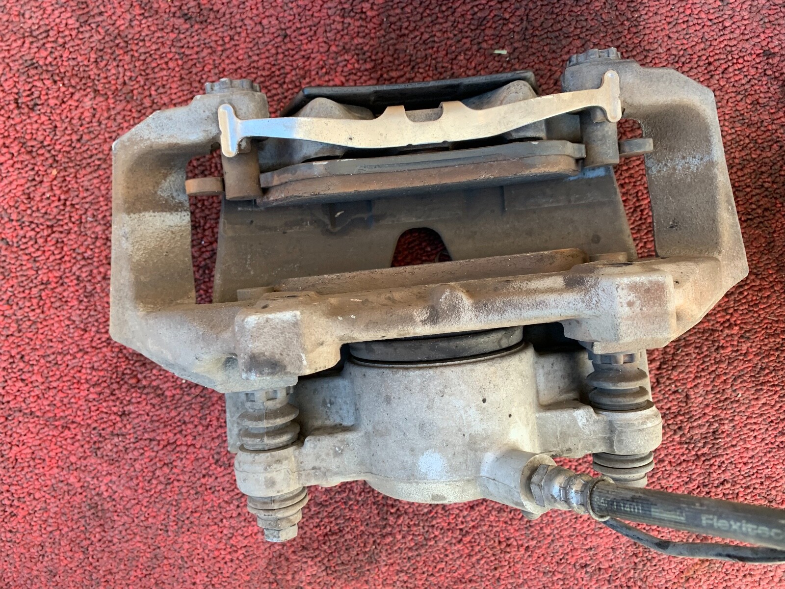 ✓MERCEDES W212 E350 E550 CLS550 FRONT BRAKE CALIPER CALIPERS PAD  