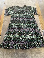 LOFT ROUND NECK long SLEEVES Bell DRESS black floral