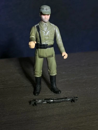 Vintage Kenner Original Indiana Jones in German Uniform with Bazooka Weapon Toy