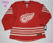 Law of Cards: MLB, NHL, NBA, CLC Take on Websites Allegedly Selling Fake Goods 3
