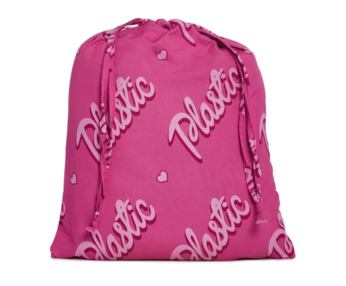 Dolls Home by Dolls Kill Diva Dynasty Sheet Plastic Doll Barbie Set  Full/Queen