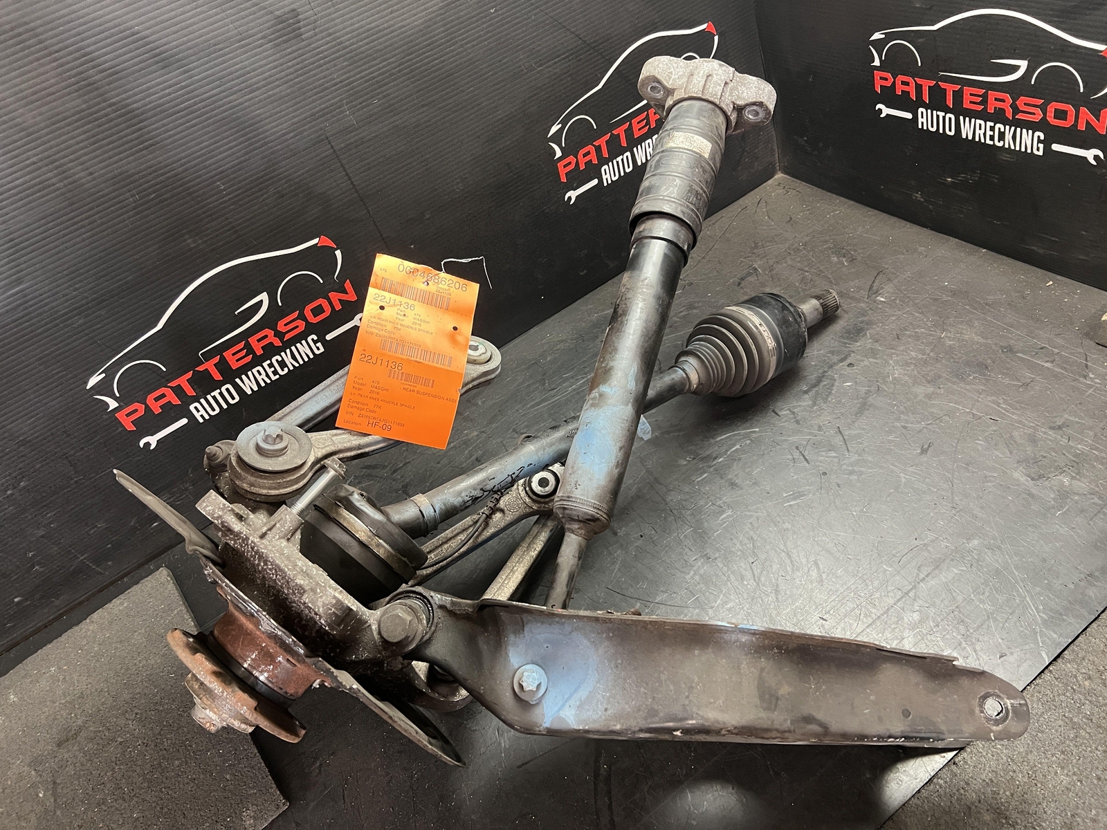 14-17 MASERATI GHIBLI REAR LEFT KNEE KNUCKLE SPINDLE SUSPENSION W/ CV AXLE SQ4