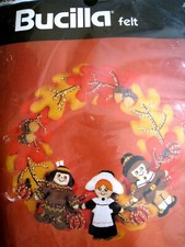 Bucilla Felt Applique Wreath Kit,LIL' PILGRIM,Thanksgiving,Autumn,Size 13",40410