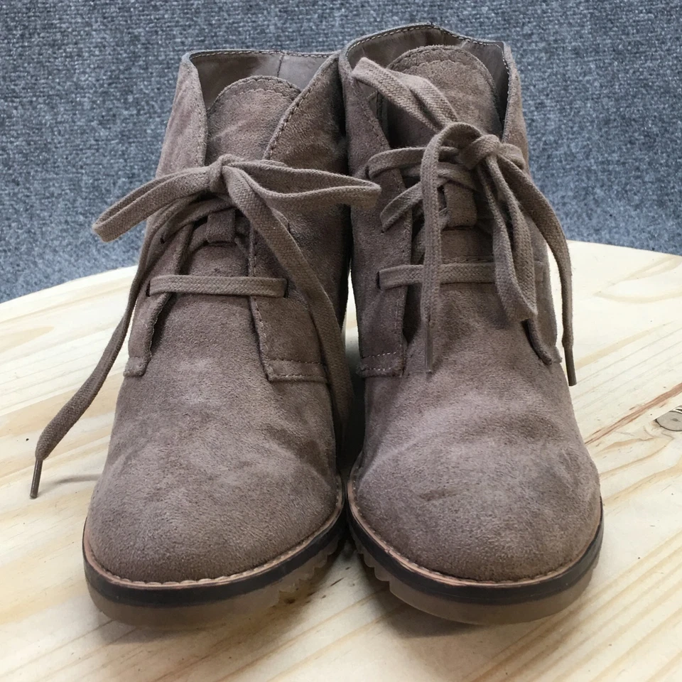 Botas Merona femininas 8,5 botas de tornozelo marrom camurça salto bloco com cadarço biqueira amêndoa - Imagem 4 de 4