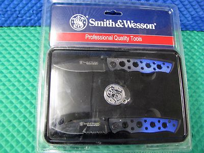 Smith & Wesson Pro Quality Tools Knife w/Collectible Tin SWPROM-15-12CP-W