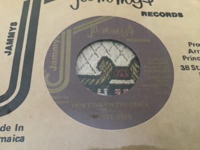 Little Kirk, Don't Touch The Crack, 7'' Jammys.