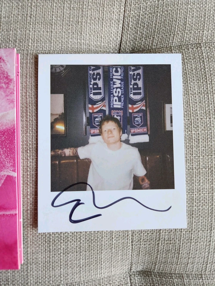 2025 ED SHEERAN Play Cd With Signed Polaroid  Foto 4 de 4
