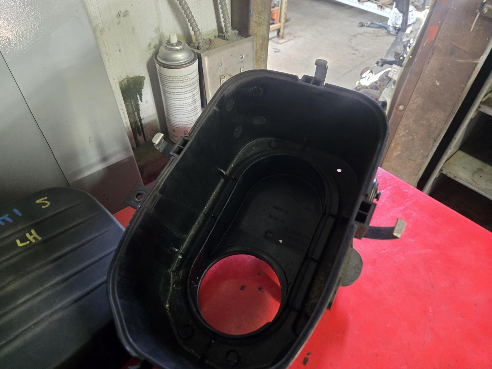 Air Cleaner Box with Filter MASERATI GHIBLI S 17 3.0L RWD LEFT SIDE