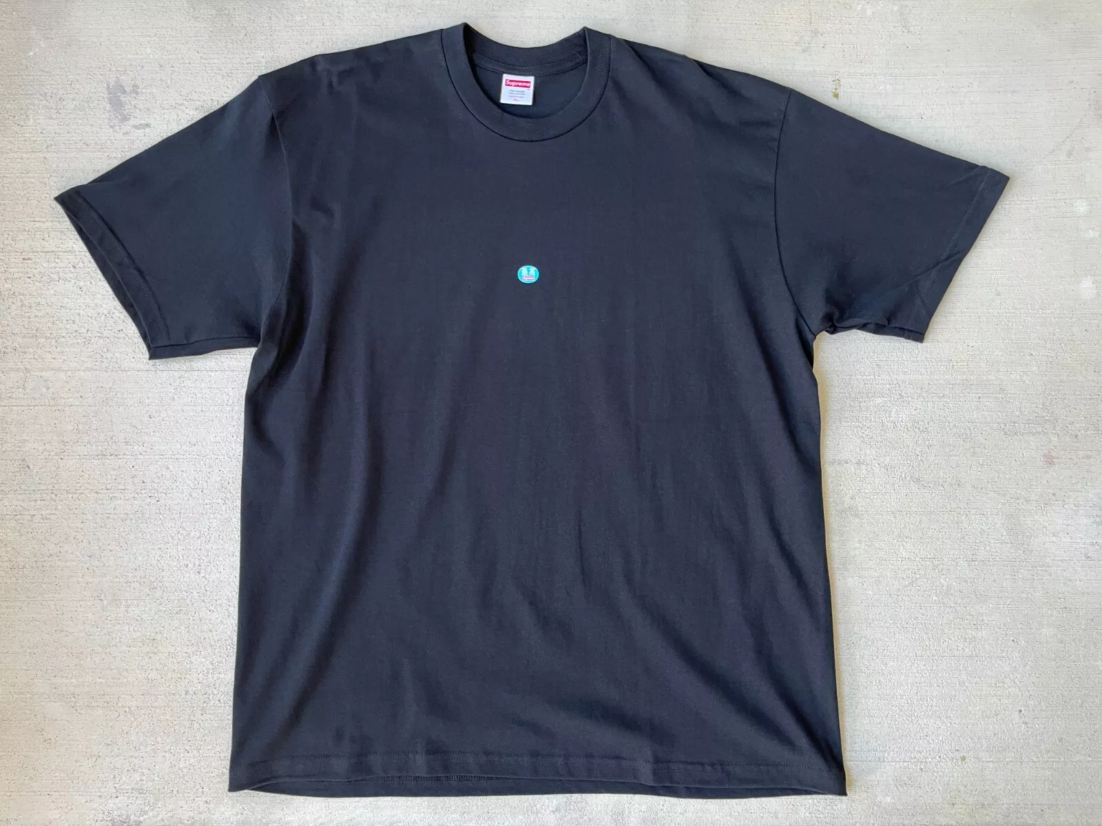 Tee shirt noir autocollant Supreme taille XL FW21