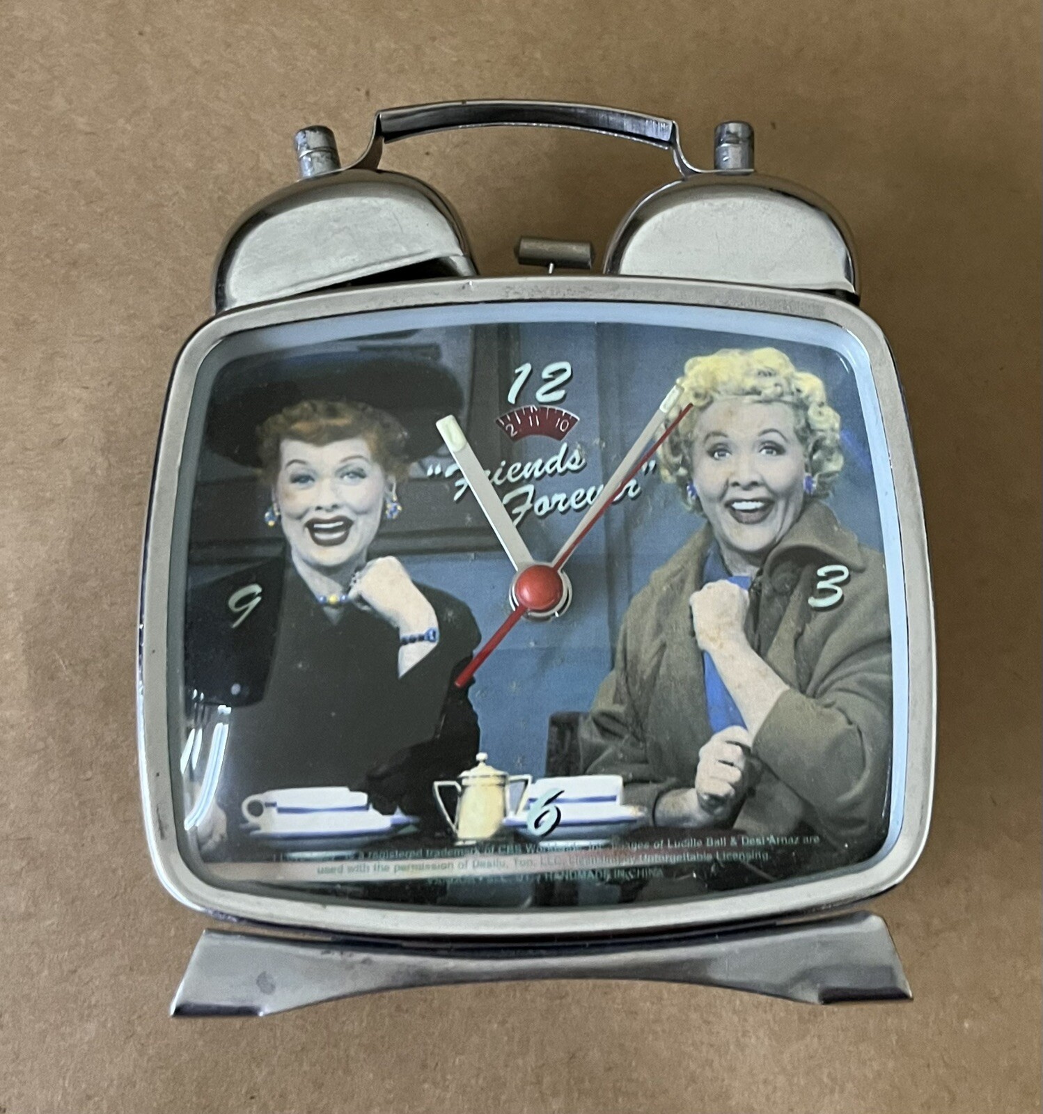 I Love Lucy Friends Forever Lucy & Ethel Twin Bell Mechanical Alarm Clock WORKS!