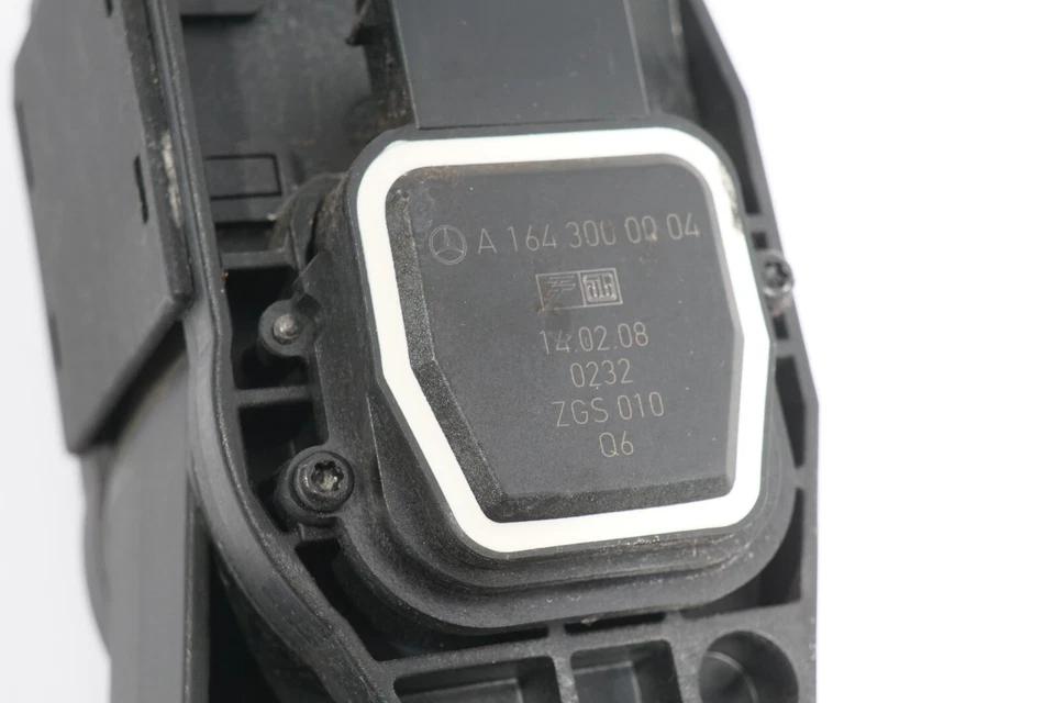 Mercedes Benz ML350 W164 2006-2009 pedal de gasolina OEM Foto 3 de 4