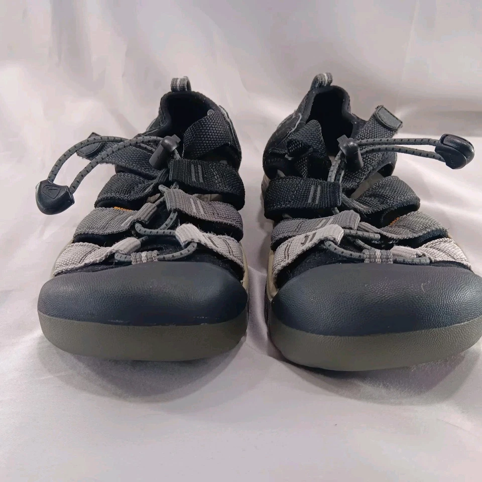 KEEN Newport Sandal Boys Size 3 Black Gray Waterproof Fisherman Hiking Sports  - Image 2 of 4