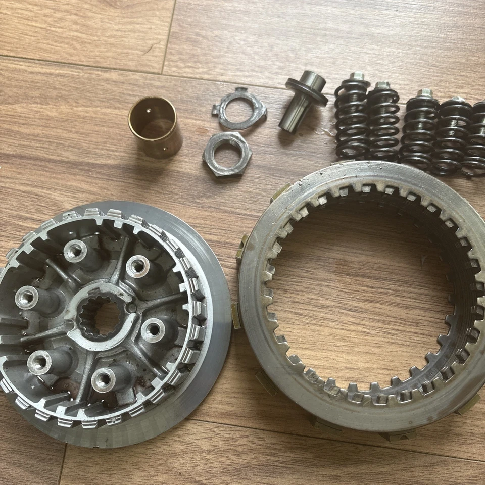 Husqvarna SMR510 2010 placas de embrague completas cubo de cesta varilla montaje OEM  Foto 3 de 4