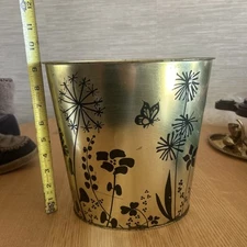 Vintage JV Reed & Co USA Gold With Black Flock Flowers Greenhouse