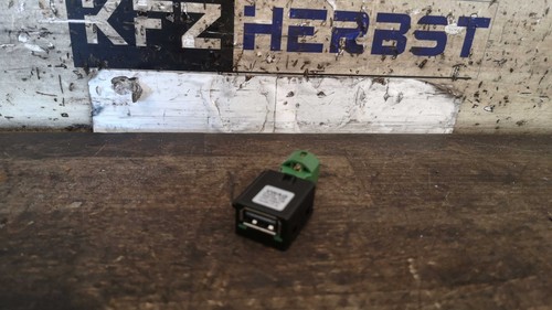 Radiobedienung VW Passat 3G B8 USB 5Q0035726 296987