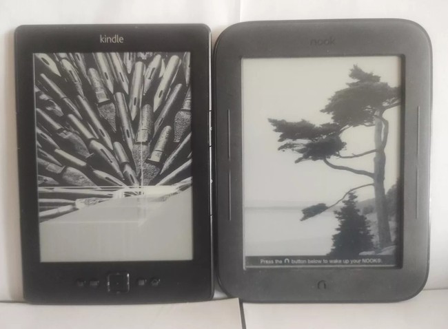 Amazon Kindle 4th Generation 2GB Wi-Fi 6in Graphite