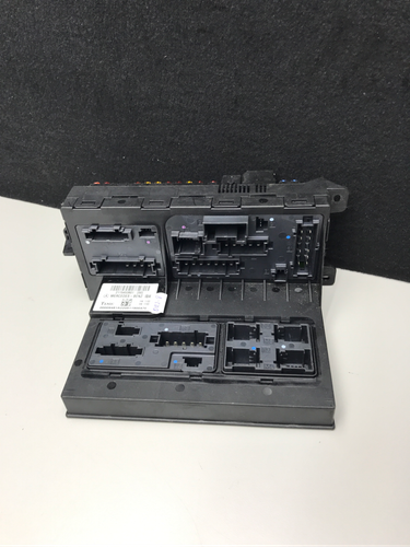 Mercedes Benz Sicherungskastenmodul A2115453801 - Picture 2 of 3