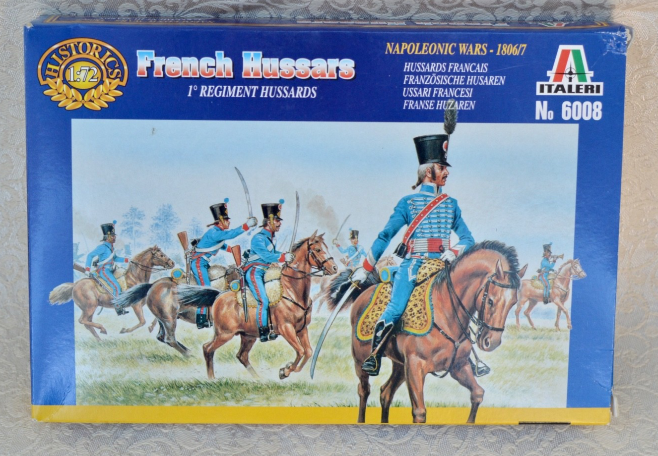 ITALERI - 1/72 HISTORICS COLLECTION:   FRENCH HUSSARS - NO. 6008 - UNUSED CONDIT