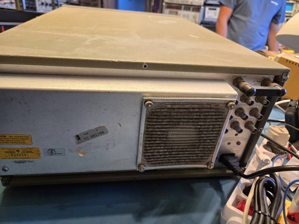 HP 3585A Spectrum Analyzer, 20Hz to 40MHz - Photo 3/3