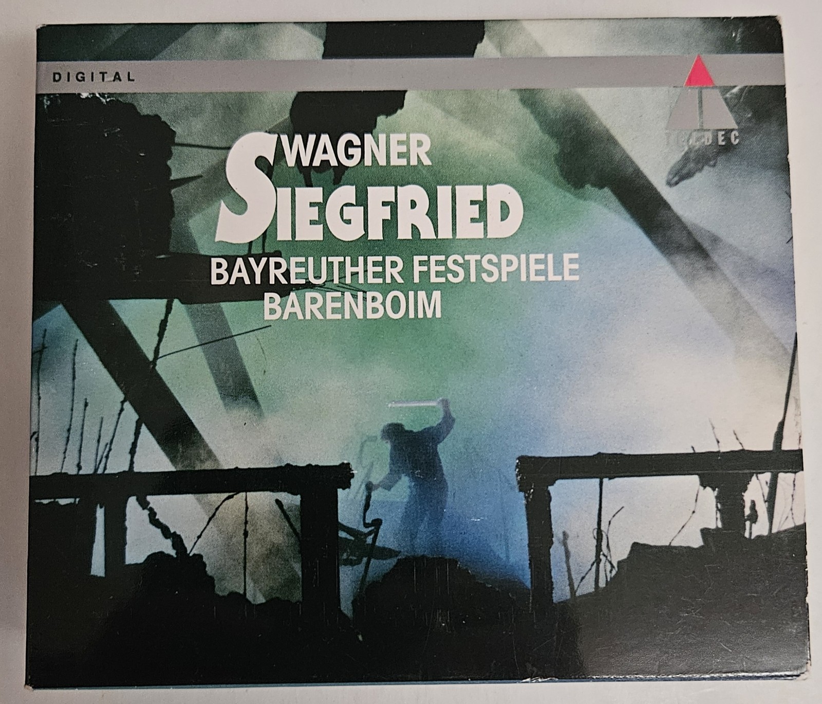 Siegfried by Wagner 4 CD Box Set - Barenboim / Bayreuth Festival